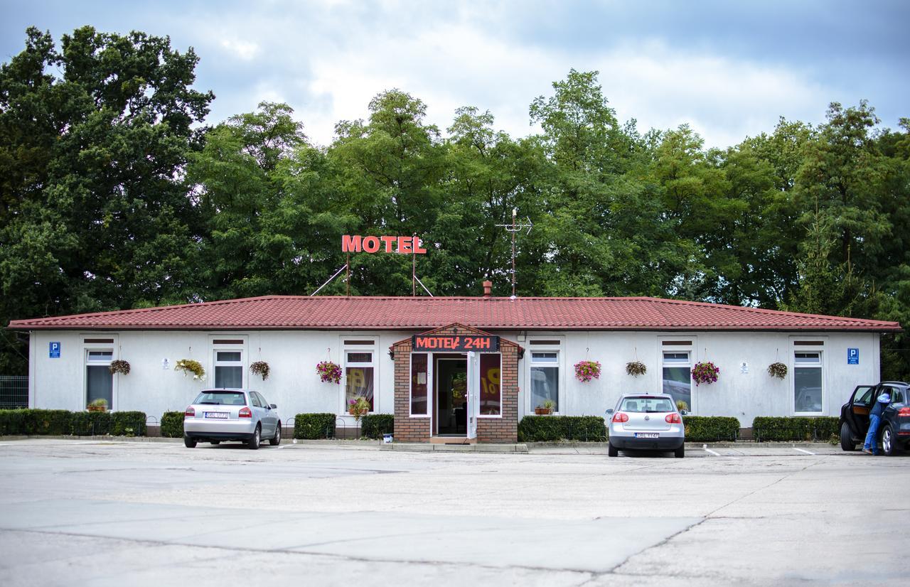 Motel W Lace Boleslawiec  Kültér fotó