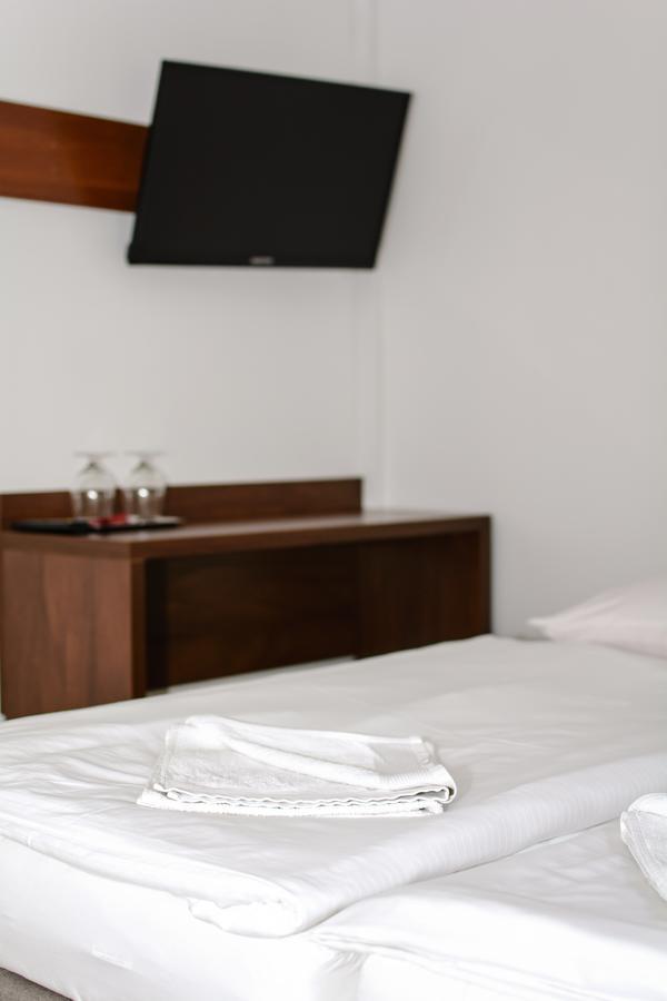 Motel W Lace Boleslawiec  Kültér fotó